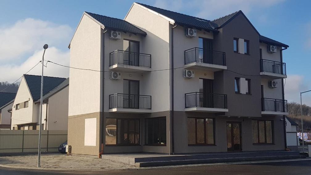 10 Budiu Apartment Targu Mures